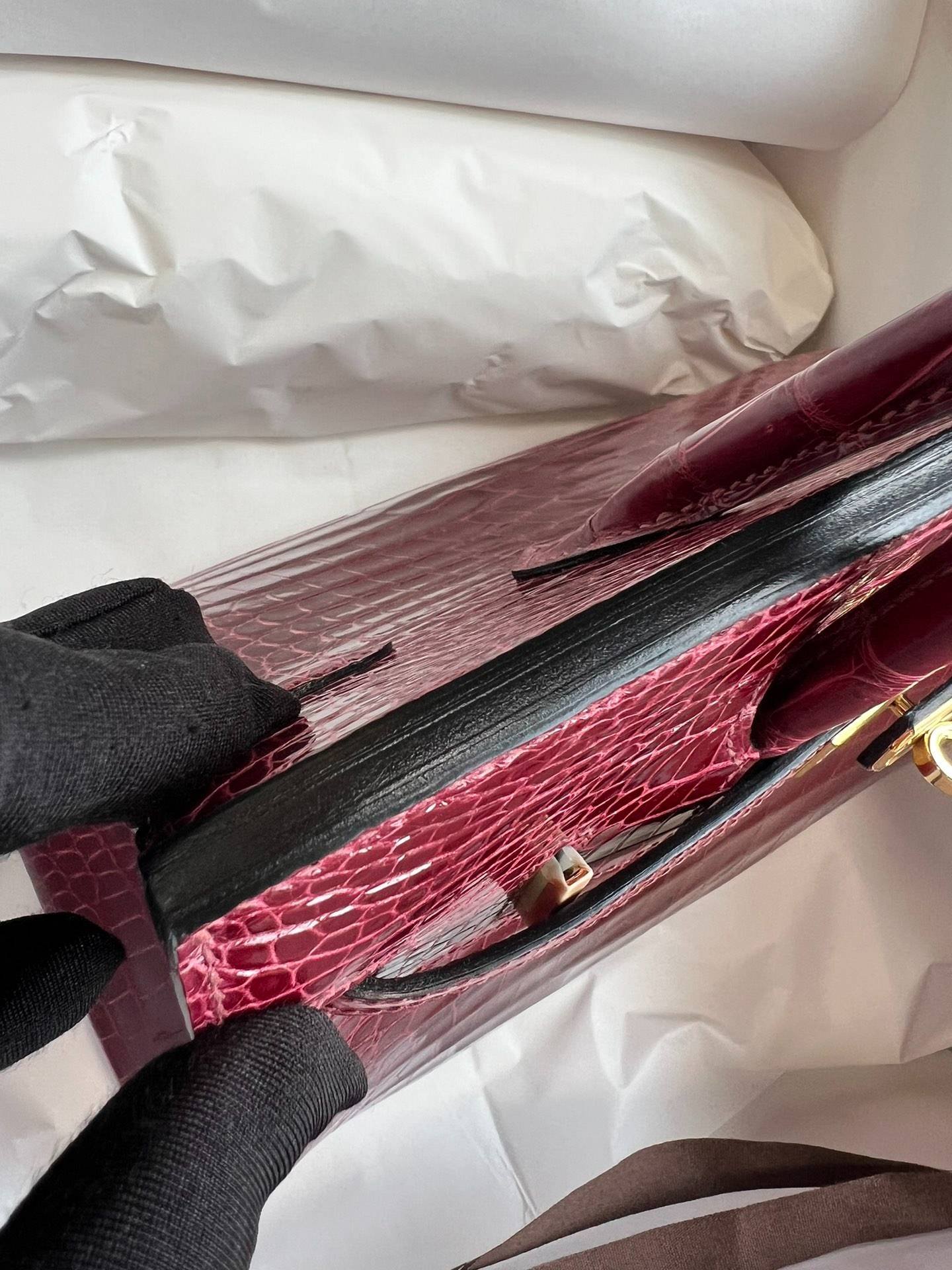 Hermes Birkin 25 Bordeaux Wine Red Gold Button