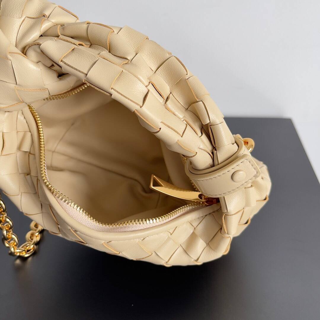 i1670222847_507_8-1 i1670222847_507_8-1