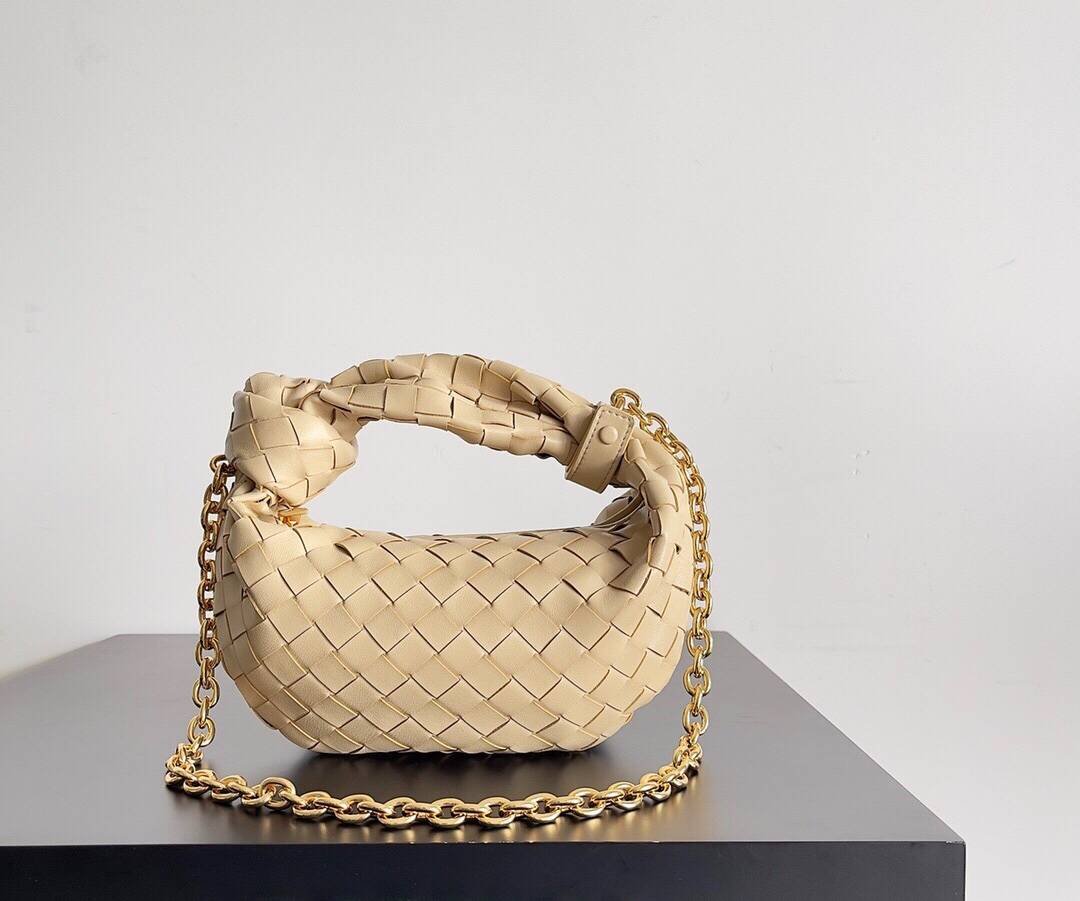 i1670222847_6961_0-1 i1670222847_6961_0-1