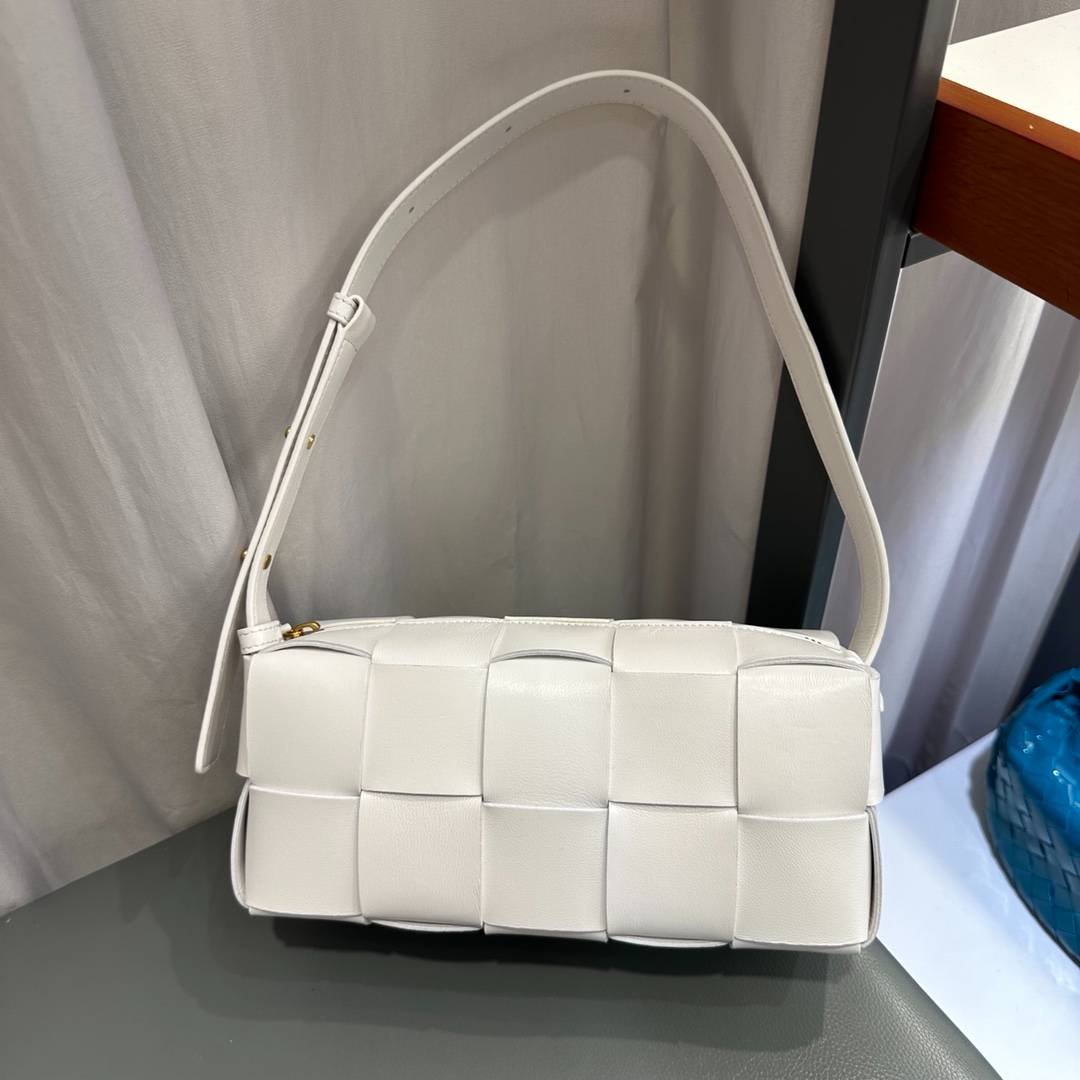 i1676959450_8377_8-1 i1676959450_8377_8-1