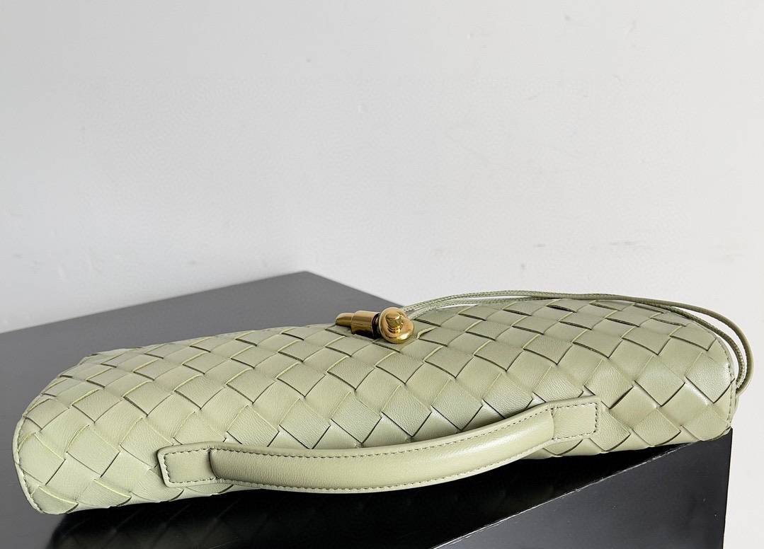 i1704273642_2528_0-2 i1704273642_2528_0-2