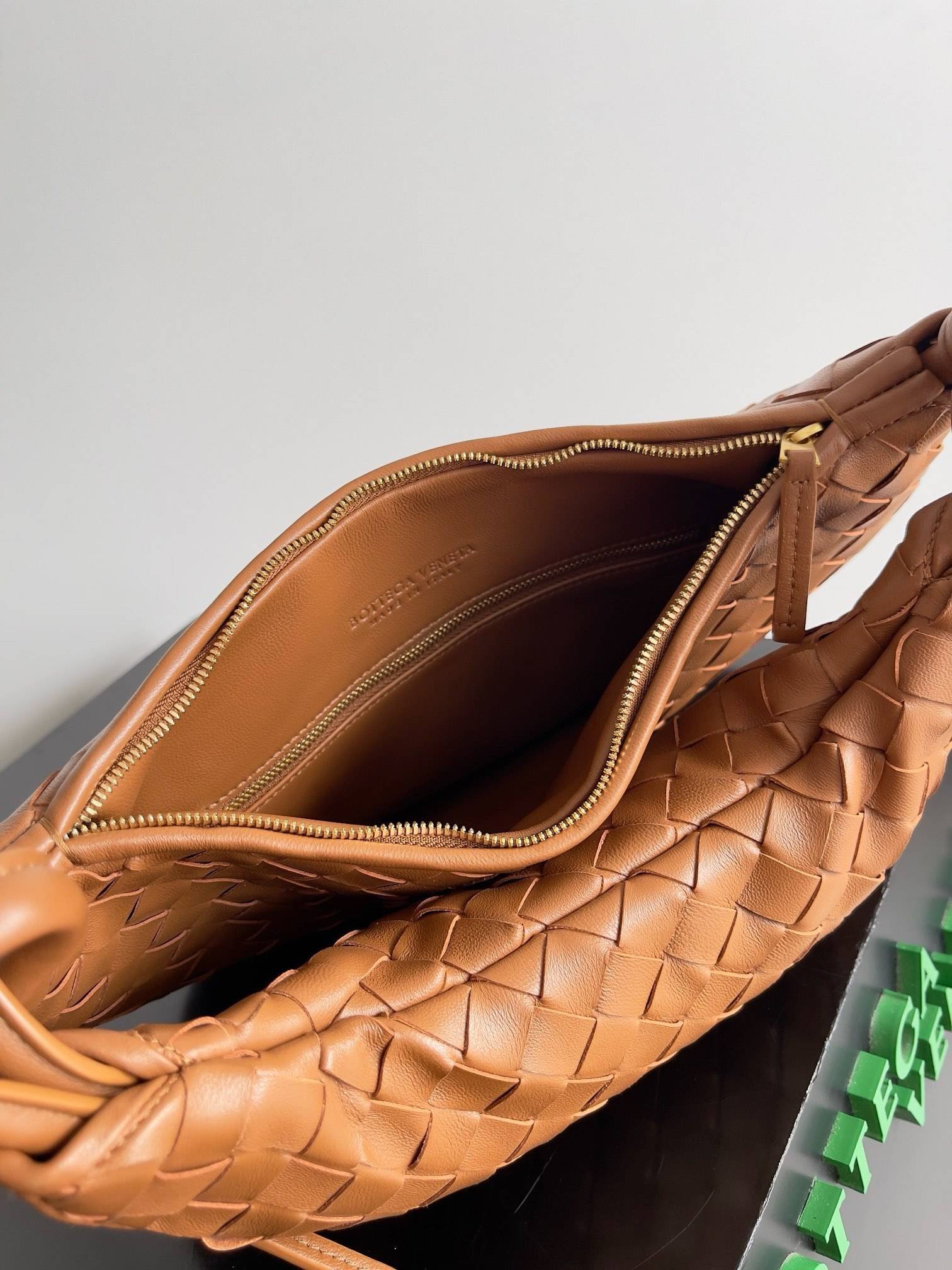 i1720245000_4881_1-1 i1720245000_4881_1-1